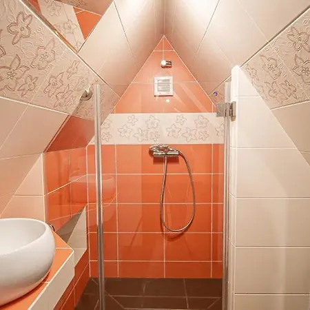 Apartment Ainak